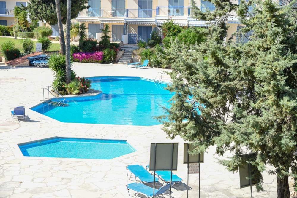 Holiday Apartment Walking Distance To The Sea Paphos Exterior foto